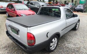 Chevrolet Corsa Prata Picape  1